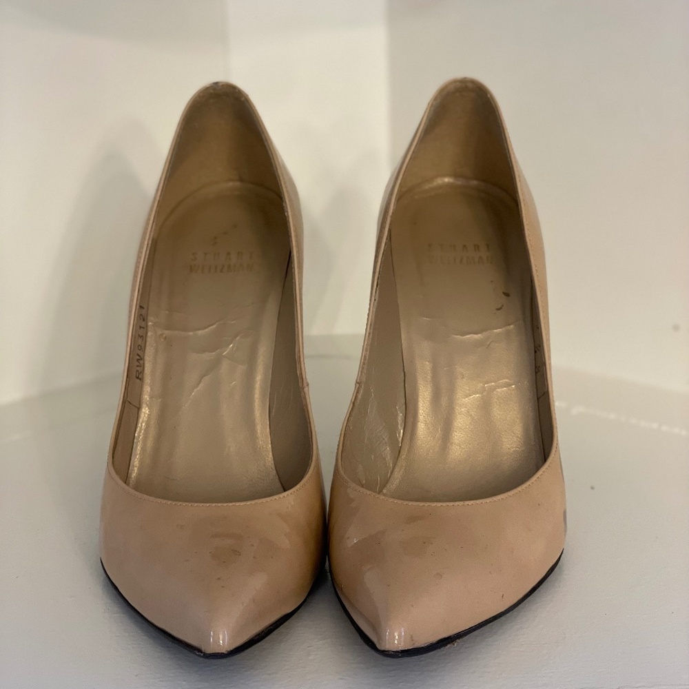 Stuart Weitzman - Nude Heels